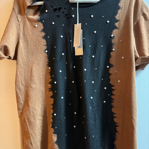 Buckle Gilded Intent Embellished T Shirt - Picture 1 of 5